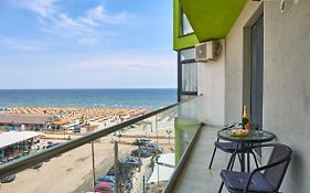 Green Apartment Spa N Pool Beach Resort